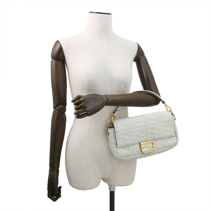 フェンディ ハンドバッグ バゲット レザー 8BR600 FENDI ワンショルダー 白