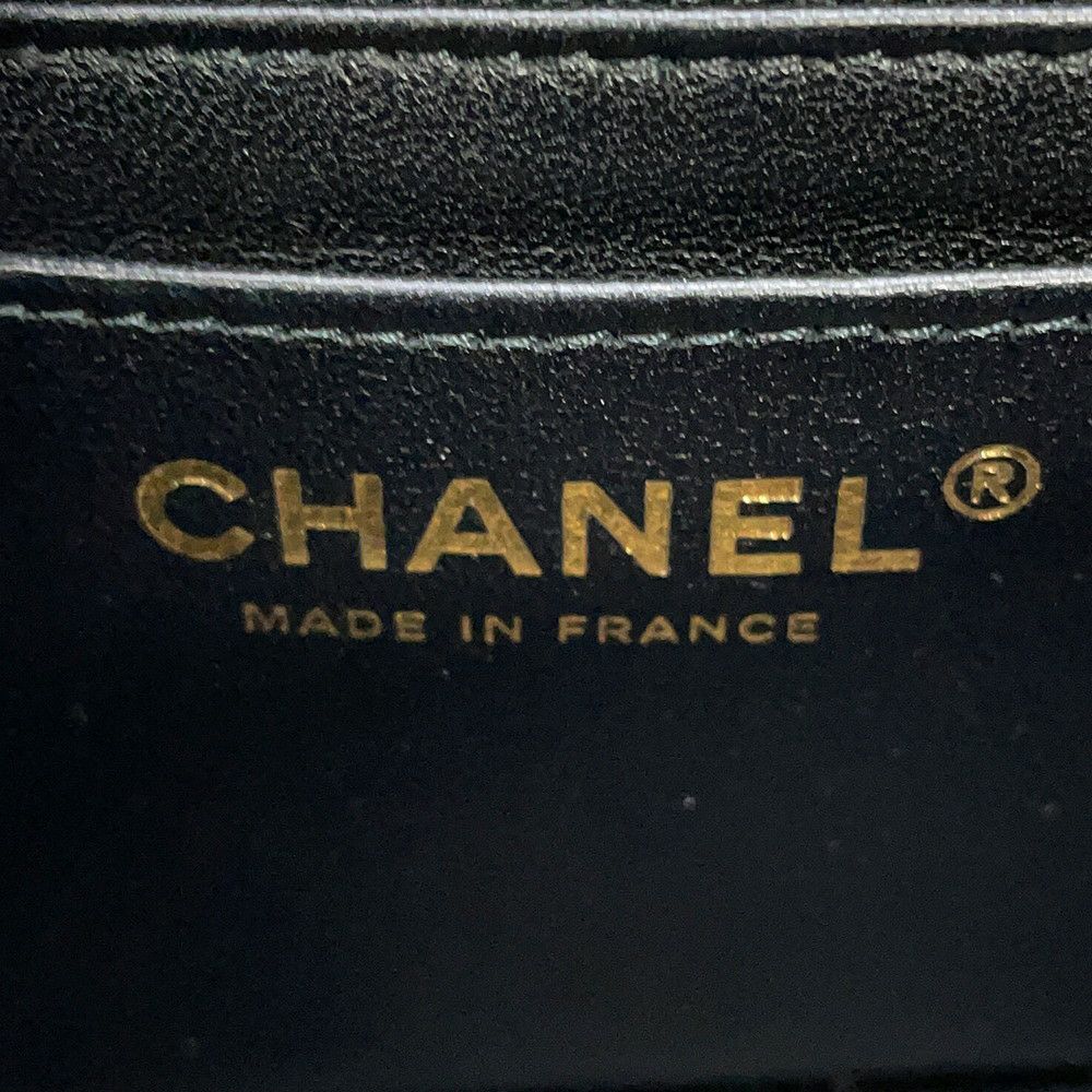 シャネル チェーンショルダーバッグ ココマーク ミニ マトラッセ 20 ラムスキン A69900 CHANEL 黒