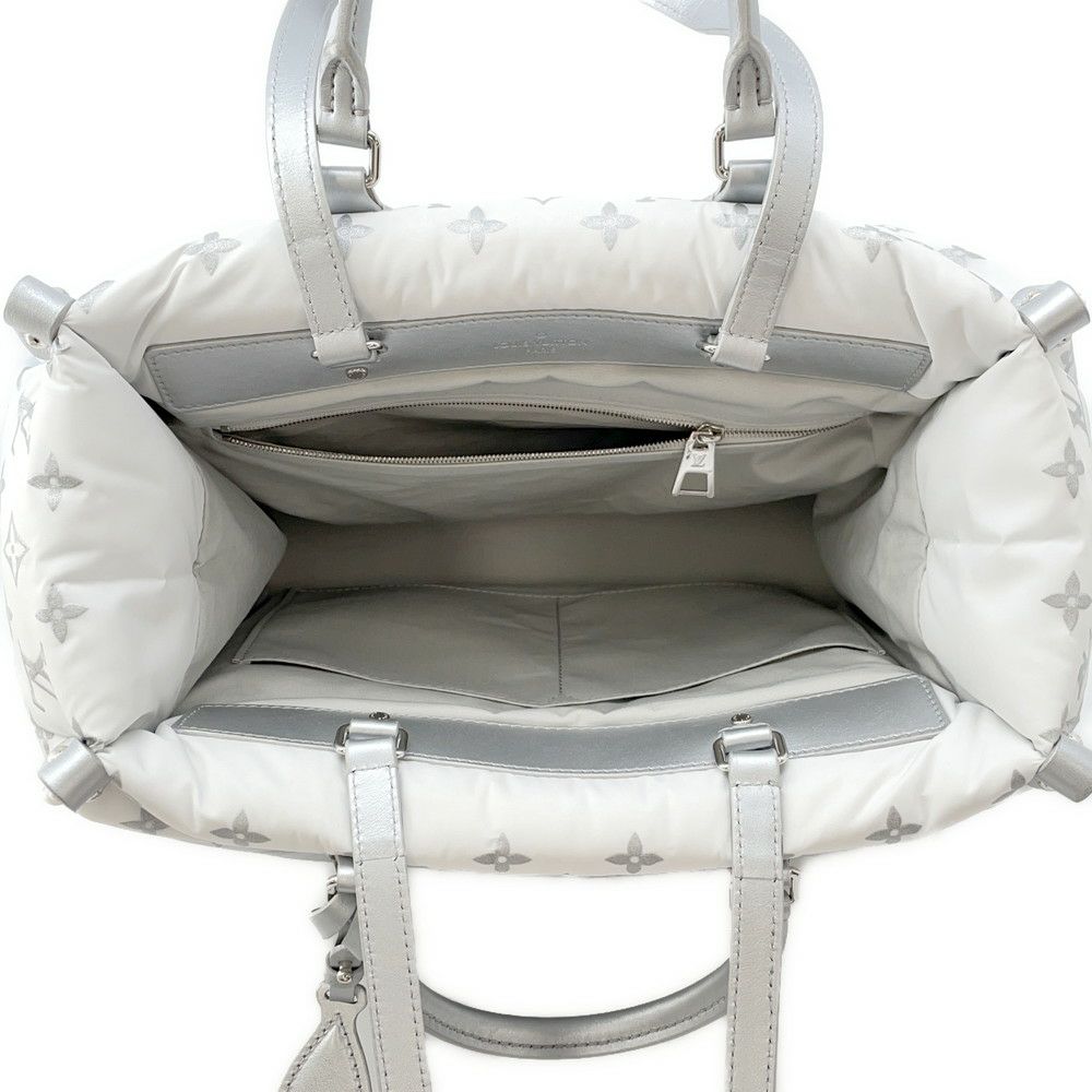 ルイヴィトン トートバッグ モノグラム・ナイロン LV SKI オンザゴーMM M11847 2way 白 ホワイト 黒 ブラック