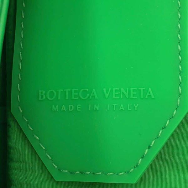 ボッテガヴェネタ ショルダーバッグ キャンディー カセット マキシイントレチャート 667048 BOTTEGA VENETA