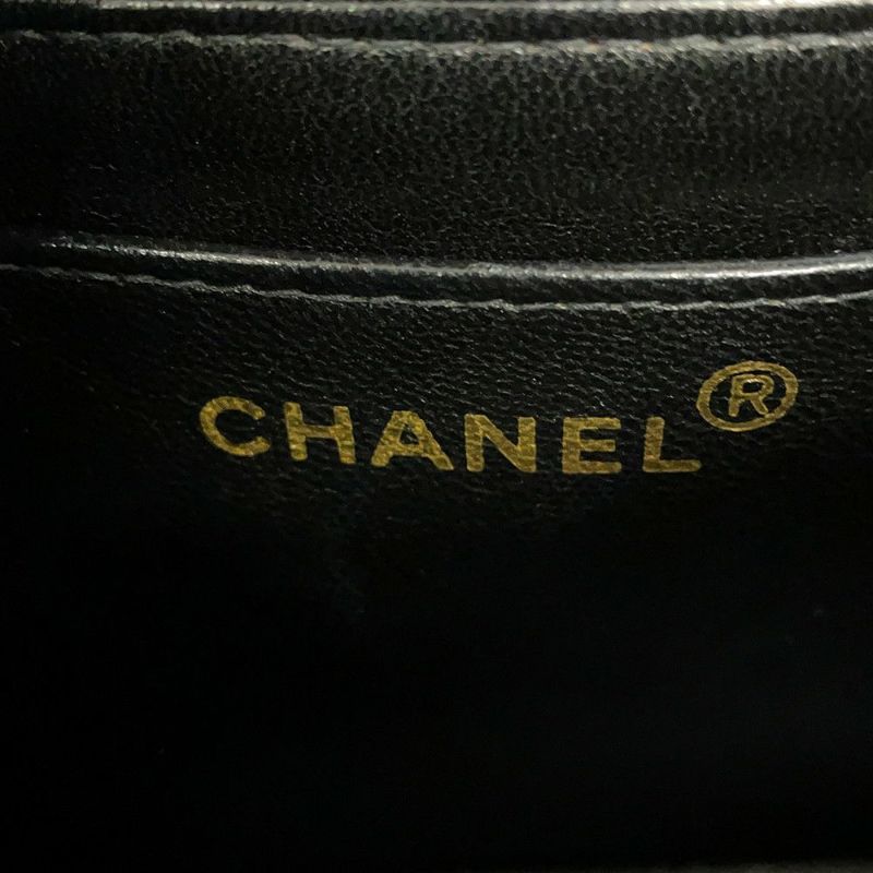 シャネル チェーンショルダーバッグ マトラッセ25 ココマーク ダイアナ キャビアスキン A01165 CHANEL 黒
