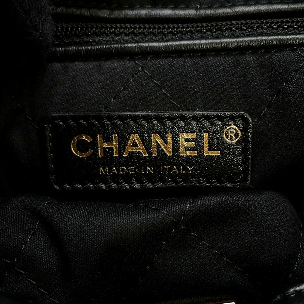 シャネル リュック シャネル22 スモール シャイニーカーフスキン AS3859 CHANEL バッグ 黒