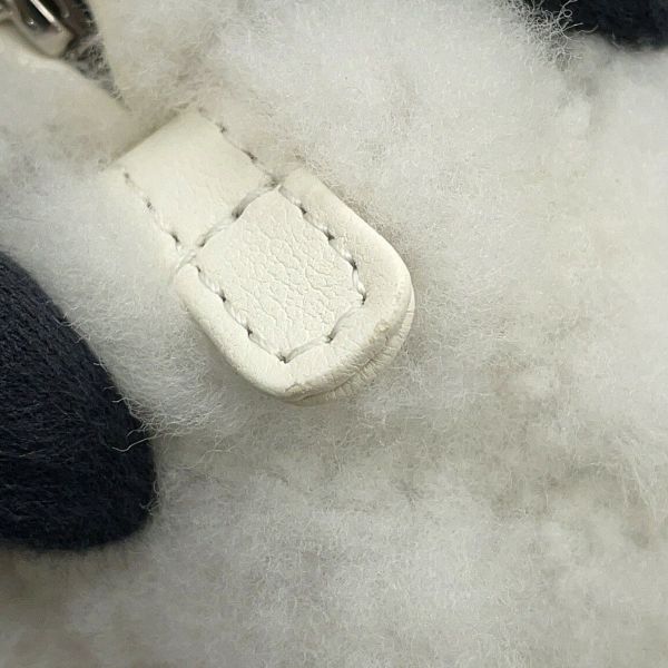 シャネル チェーンショルダーバッグ ココマーク ココネージュ シアリング AS4279 CHANEL 白