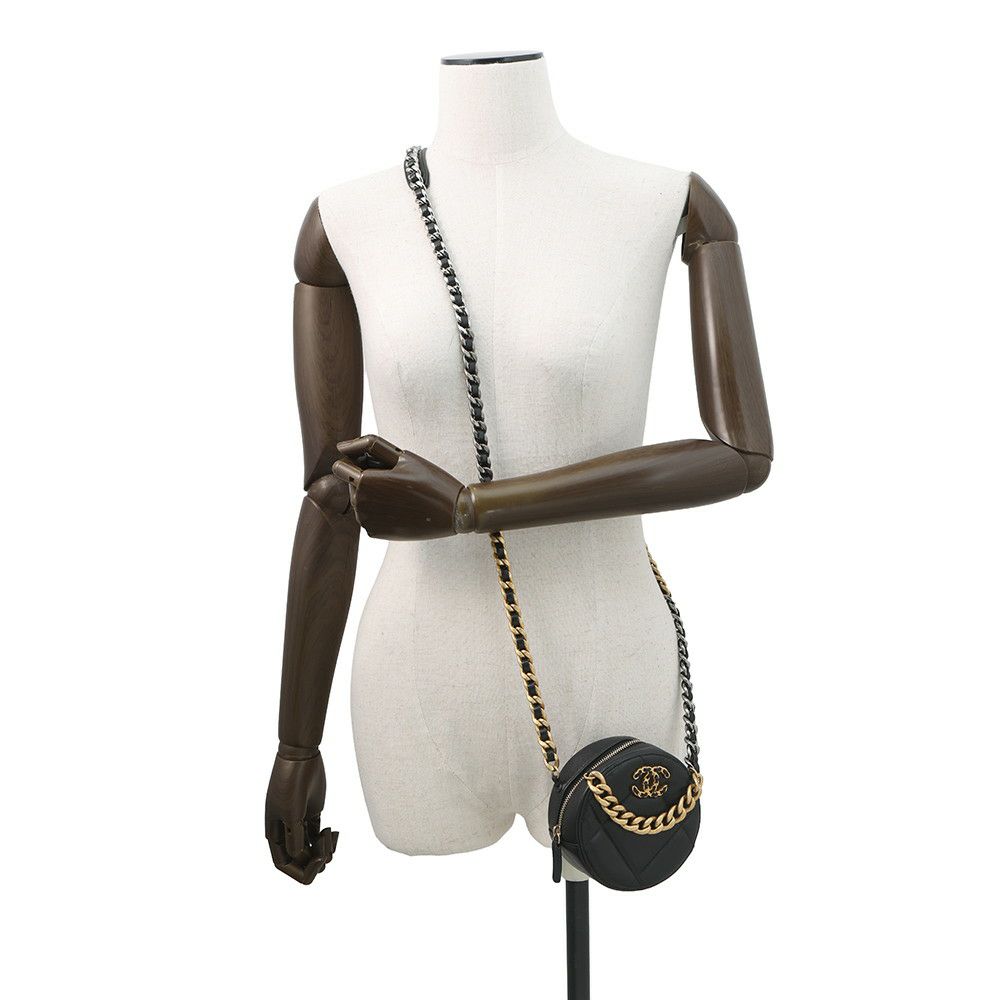 シャネル チェーンショルダーバッグ シャネル19 ココマーク ラムスキン AP0945 CHANEL 黒