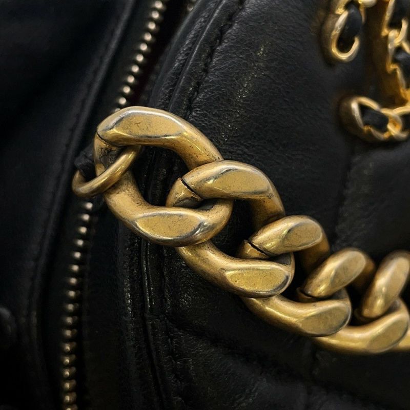 シャネル チェーンショルダーバッグ シャネル19 ココマーク ラムスキン AP0945 CHANEL 黒