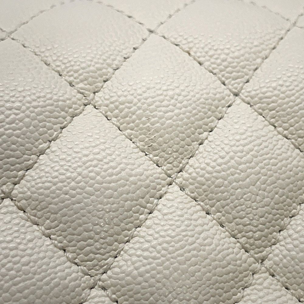 シャネル チェーンショルダーバッグ マトラッセ ココマーク ボーイシャネル スモール キャビアスキン AS3350 CHANEL 2way 白