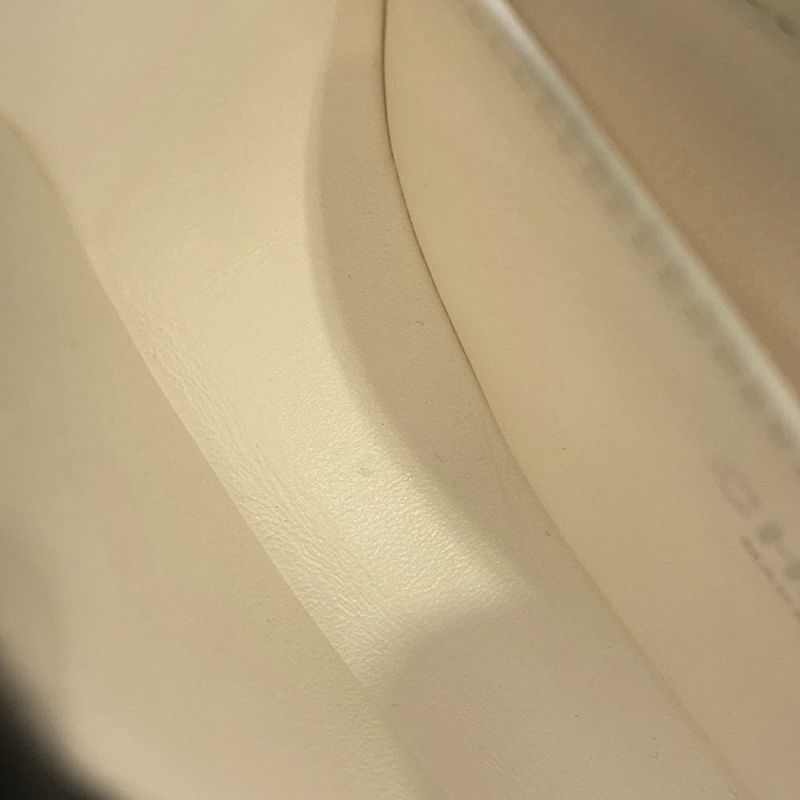 シャネル チェーンショルダーバッグ マトラッセ ココマーク ボーイシャネル スモール キャビアスキン AS3350 CHANEL 2way 白