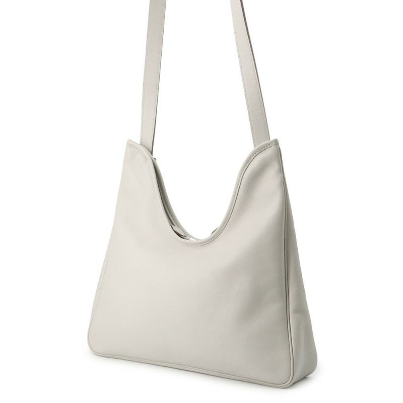 エルメス ショルダーバッグ マサイ カット32 パールグレー/シルバー金具 スイフト □O刻印