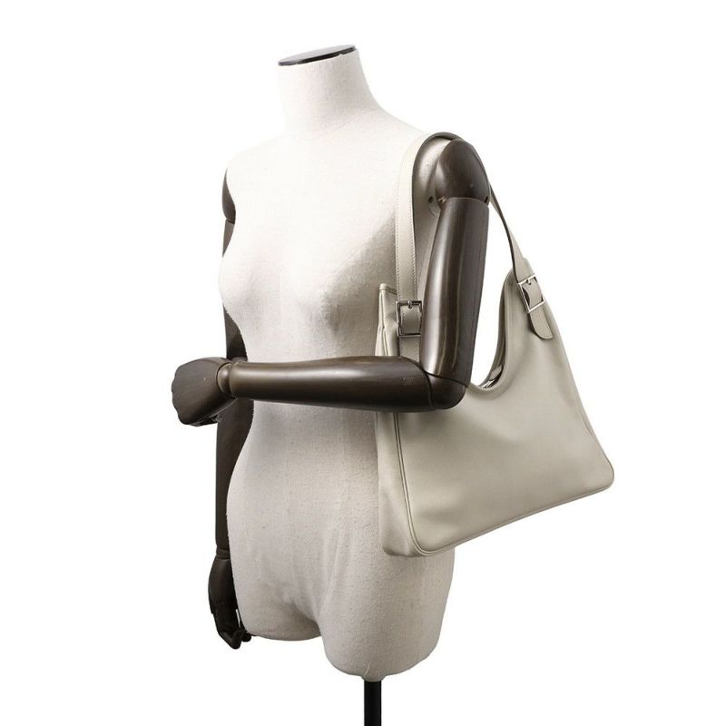 エルメス ショルダーバッグ マサイ カット32 パールグレー/シルバー金具 スイフト □O刻印