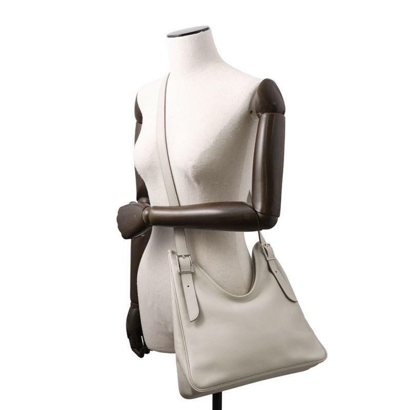 エルメス ショルダーバッグ マサイ カット32 パールグレー/シルバー金具 スイフト □O刻印