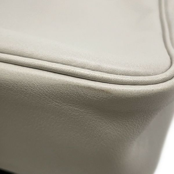 エルメス ショルダーバッグ マサイ カット32 パールグレー/シルバー金具 スイフト □O刻印