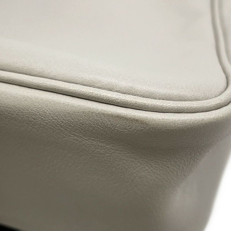 エルメス ショルダーバッグ マサイ カット32 パールグレー/シルバー金具 スイフト □O刻印