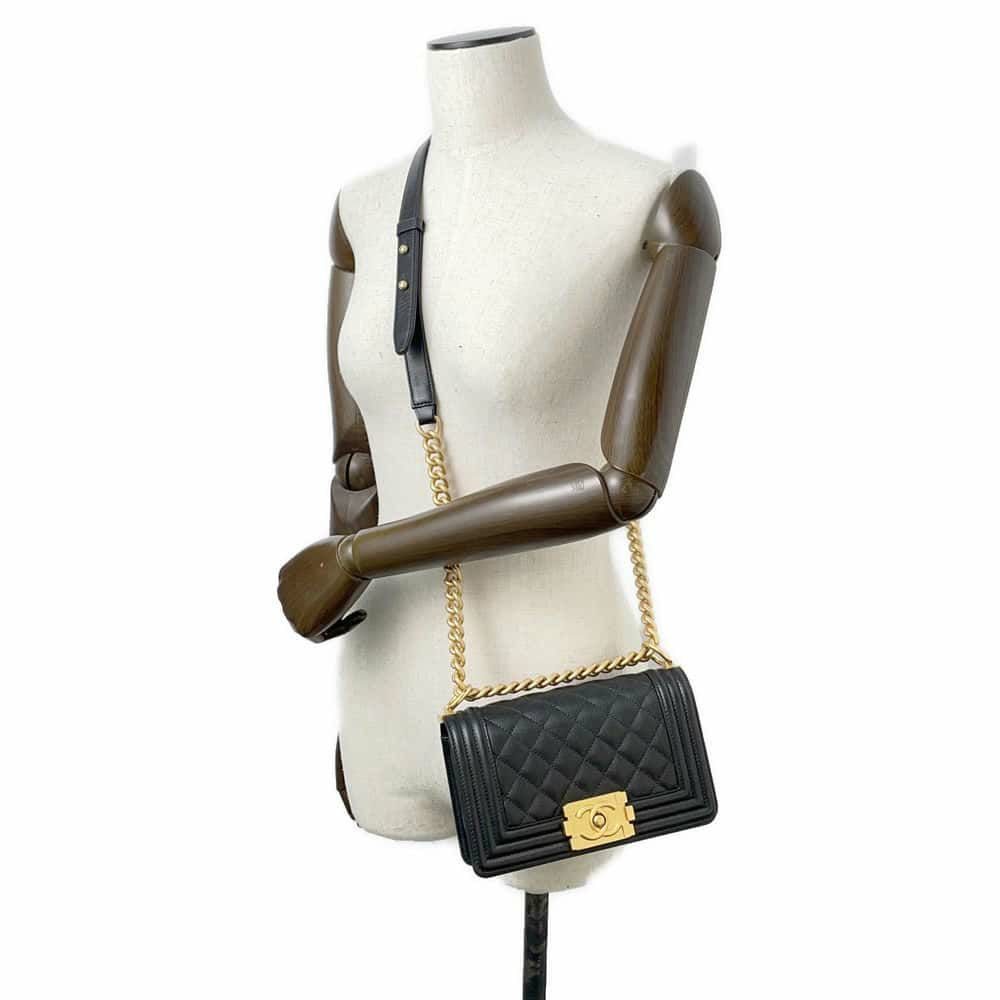 シャネル チェーンショルダーバッグ ボーイシャネル スモール マトラッセ ココマーク A67085 CHANEL 黒