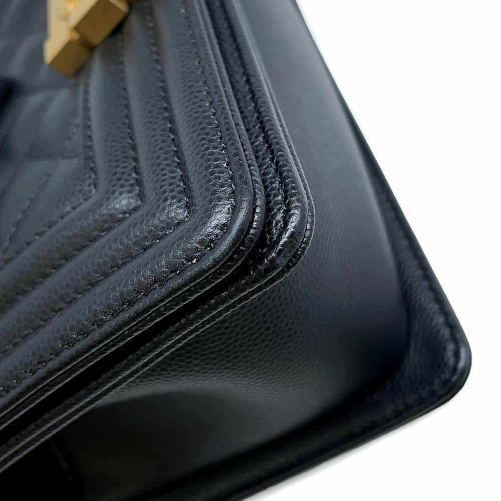 シャネル チェーンショルダーバッグ ボーイシャネル スモール マトラッセ ココマーク A67085 CHANEL 黒