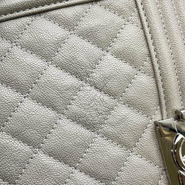 シャネル チェーンショルダーバッグ ココマーク ボーイシャネル A67086 CHANEL バッグ 斜めがけ BOY CHANEL