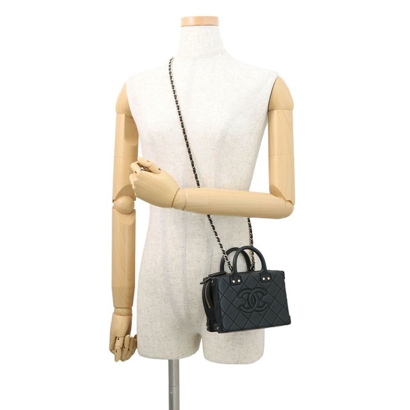 シャネル チェーンショルダーバッグ マトラッセ トランク バニティ ラムスキン AS3344 CHANEL 黒