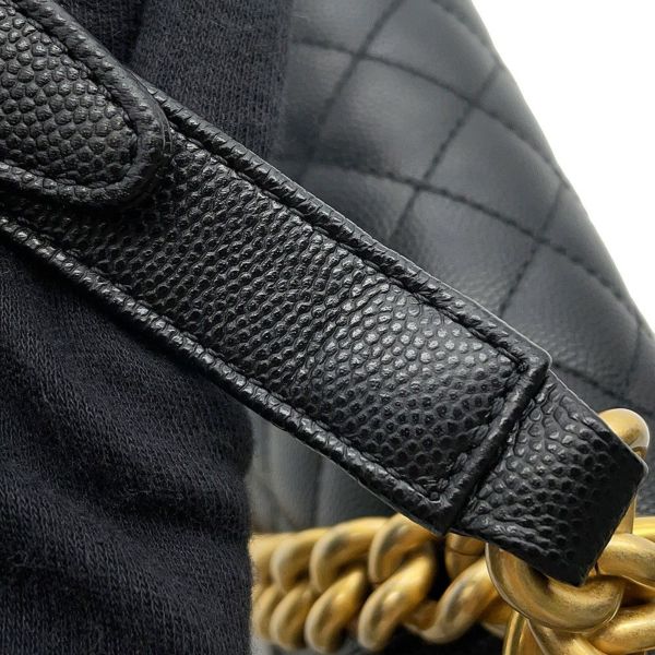 シャネル チェーンショルダーバッグ ボーイシャネル スモール マトラッセ ココマーク キャビアスキン A67085 CHANEL 黒