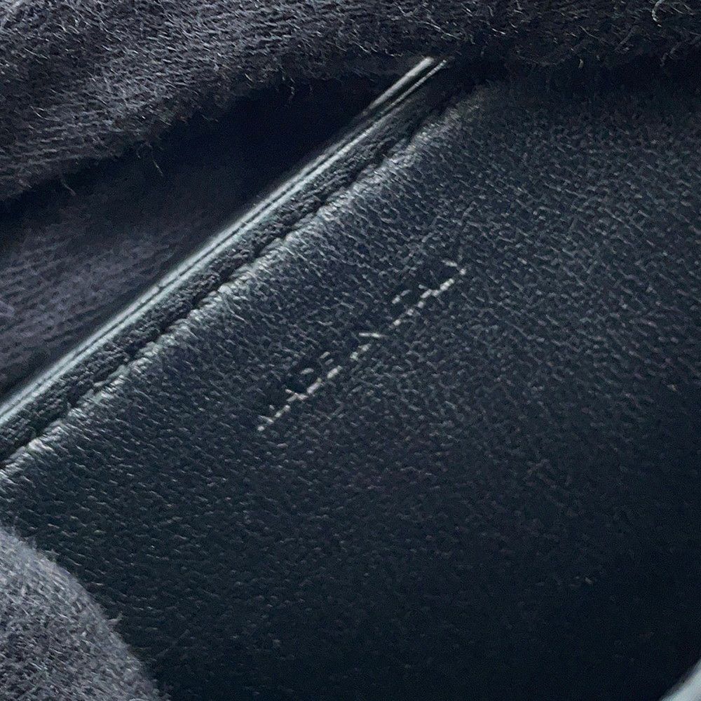 セリーヌ ショルダーバッグ スモール ブザス 16 セーズ レザー 188013 CELINE 黒