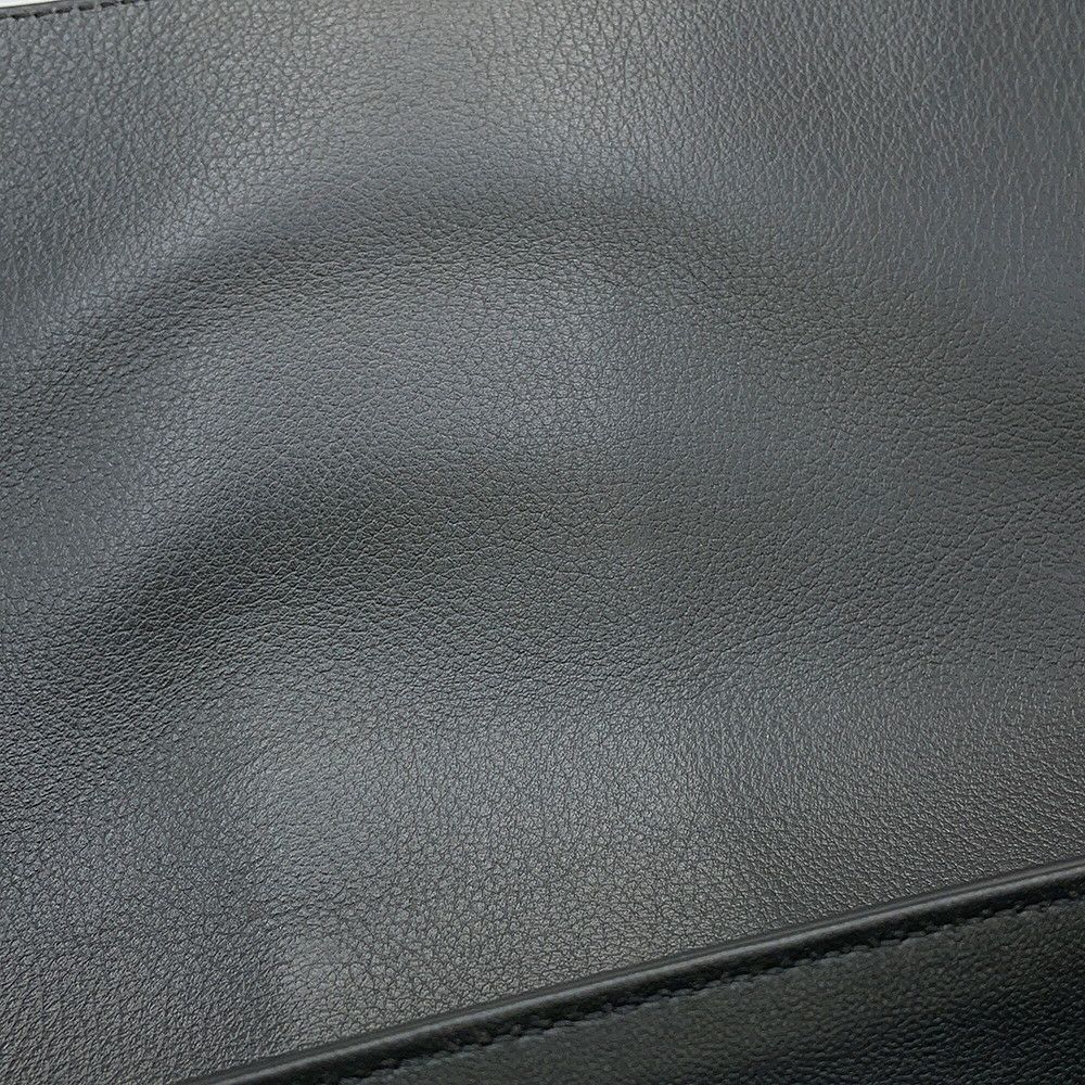 セリーヌ チェーンショルダーバッグ トリオンフ ヴィクトワール ミディアム カーフレザー 115853 CELINE 黒