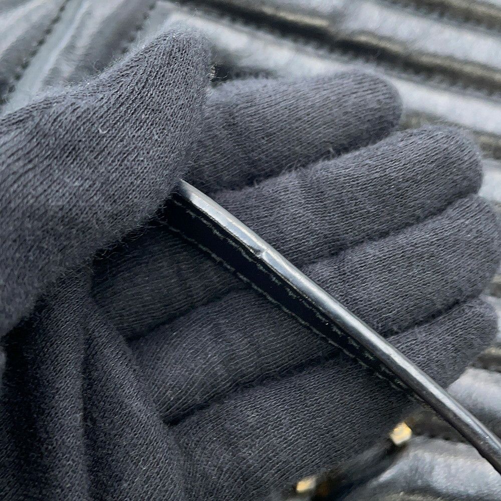 サンローランパリ ショルダーバッグ ルー カメラバッグ レザー 612544 SAINT LAURENT PARIS 黒 タッセル付き
