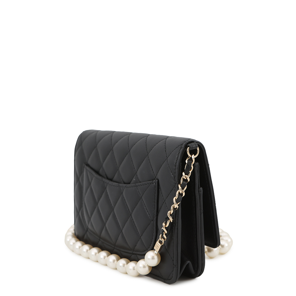 シャネル チェーンウォレット マトラッセ パール ココマーク ラムスキン AP2579 CHANEL 財布 黒