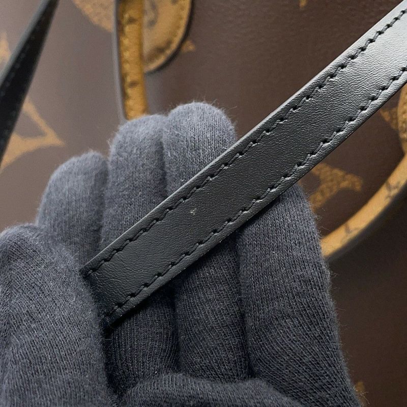 ルイヴィトン ショルダーバッグ モノグラム・リバース モノグラム・ジャイアント オンザゴーMM M45321 LOUIS VUITTON