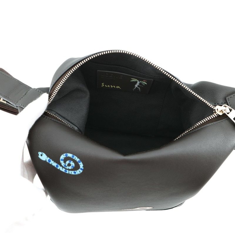 ロエベ ショルダーバッグ スナフジタコラボ マンドラゴラ キュービィ レザー B906Q63X02 LOEWE