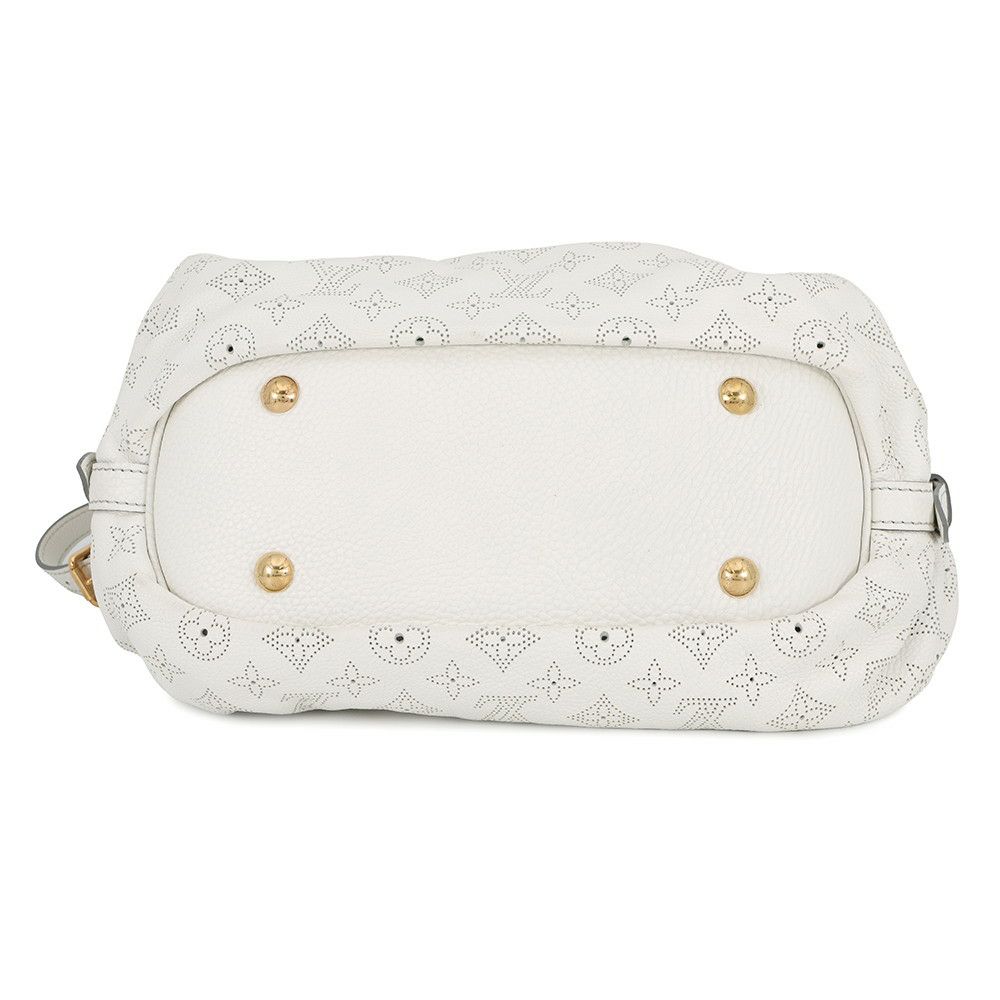 ルイヴィトン ショルダーバッグ モノグラム・マヒナ マヒナ XS M95661 LOUIS VUITTON ヴィトン バッグ 白