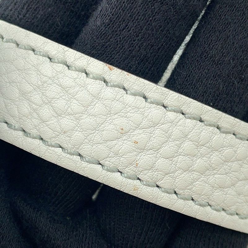 ルイヴィトン ショルダーバッグ モノグラム・マヒナ マヒナ XS M95661 LOUIS VUITTON ヴィトン バッグ 白