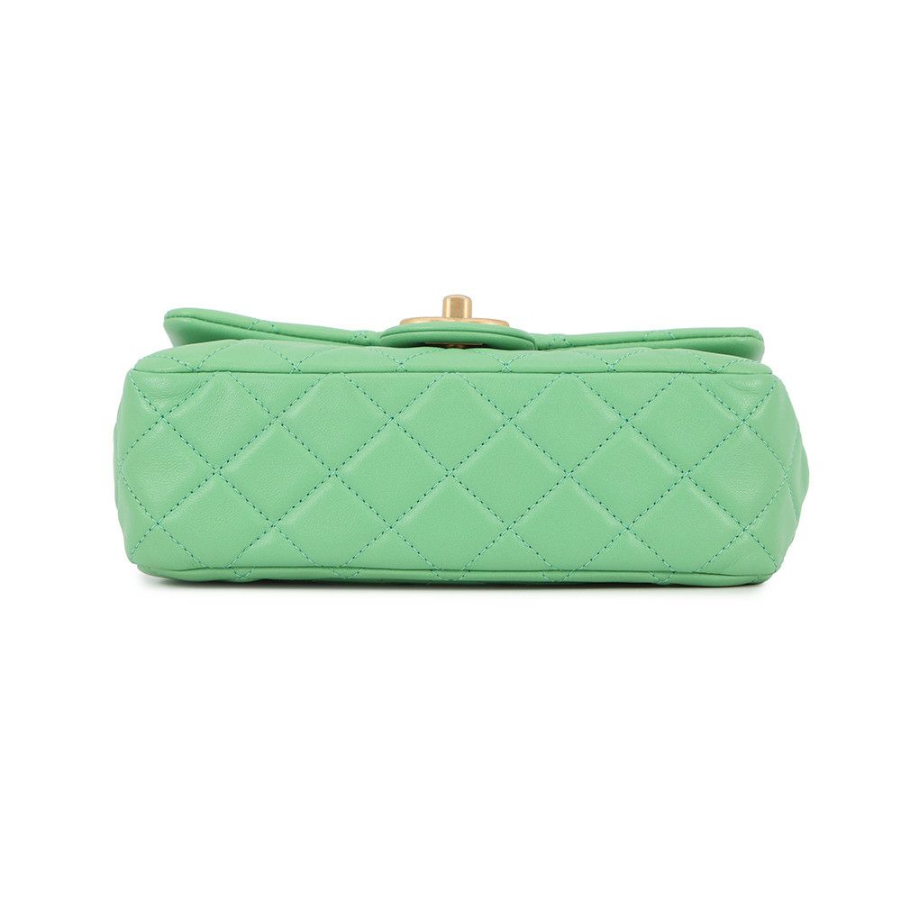 シャネル チェーンショルダーバッグ ミニ マトラッセ 20 ココマーク ラムスキン A69900 CHANEL