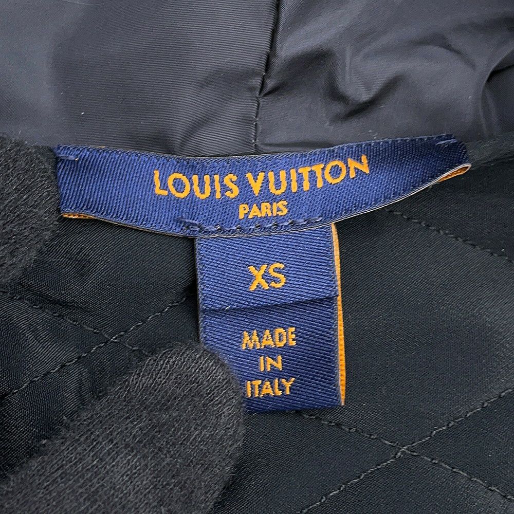 ルイヴィトン ジャケット ステンシルエフェクトモノグラム フード付き レディースサイズXS LOUIS VUITTON 黒 ブラック 白 アウター