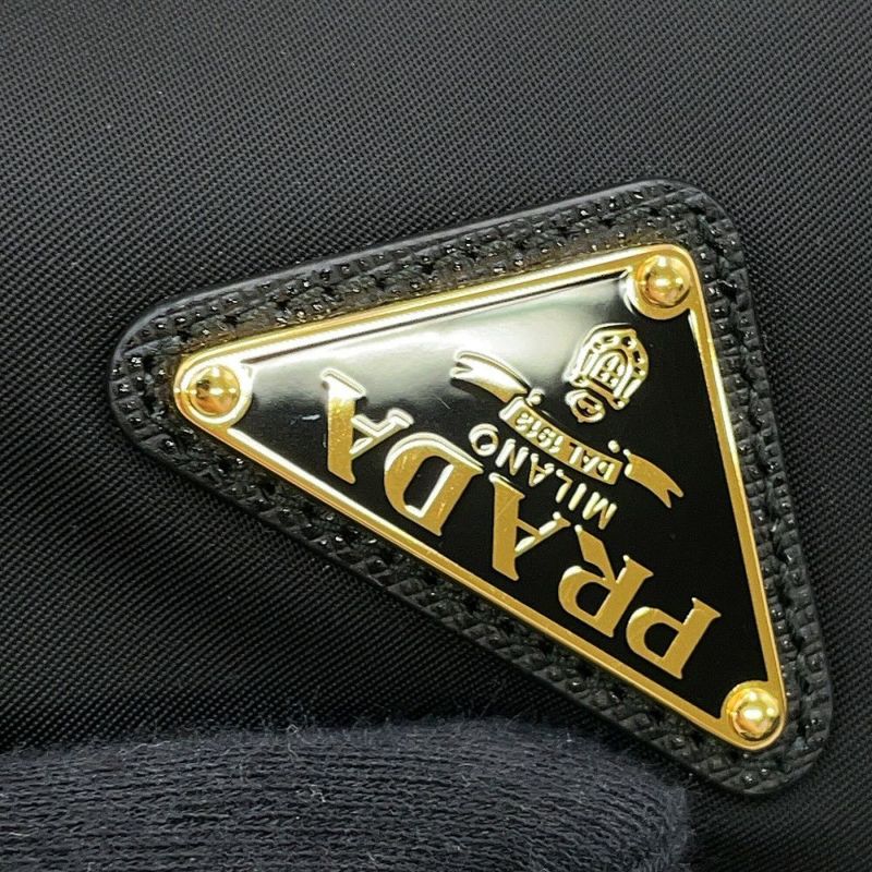 プラダ トートバッグ Re-Edition 1978 ミディアム ナイロン サフィアーノ 1BG555 PRADA 黒