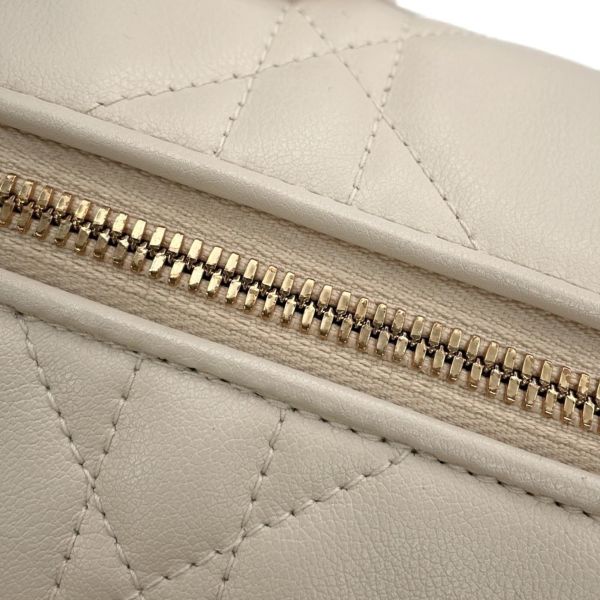 クリスチャン・ディオール ハンドバッグ マクロカナージュ グルーヴ 25 ミディアム カーフレザー M1365UBOL 2way