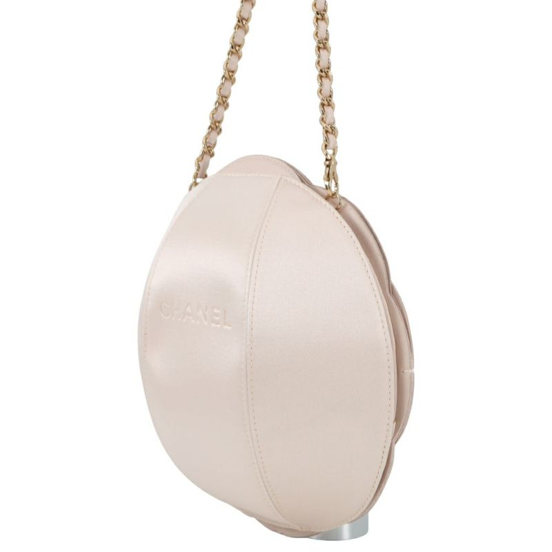 シャネル チェーンポシェット カメリア ココマーク サテン ラムスキン CHANEL ハンドバッグ