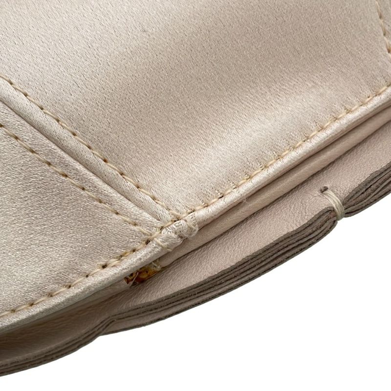 シャネル チェーンポシェット カメリア ココマーク サテン ラムスキン CHANEL ハンドバッグ