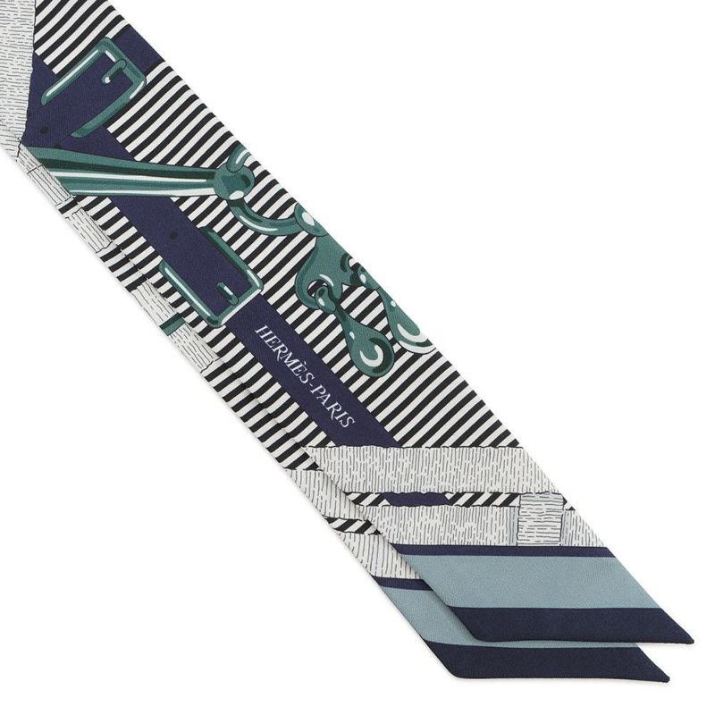 エルメス スカーフ ツイリー 馬銜・シュミーズ MORS A JOUETS CHEMISE HERMES シルクツイル 2025年秋冬