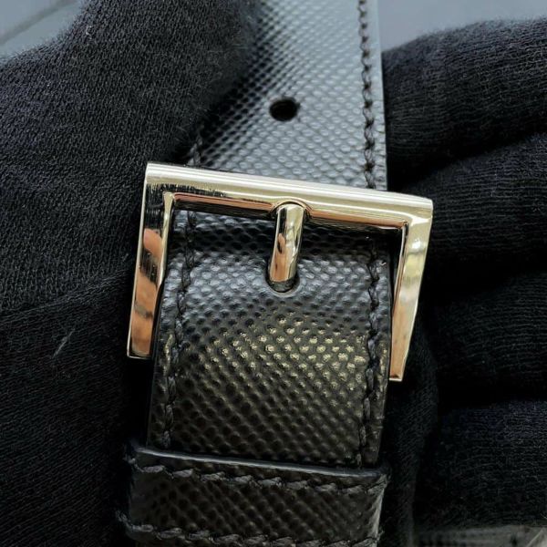 プラダ ショルダーバッグ ロゴ サフィアーノ 2VH040 PRADA バッグ 斜め掛け 黒