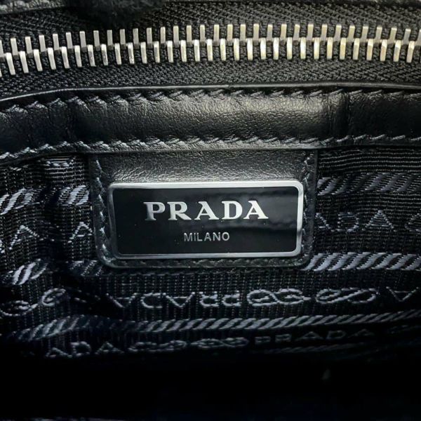 プラダ ショルダーバッグ ロゴ サフィアーノ 2VH040 PRADA バッグ 斜め掛け 黒