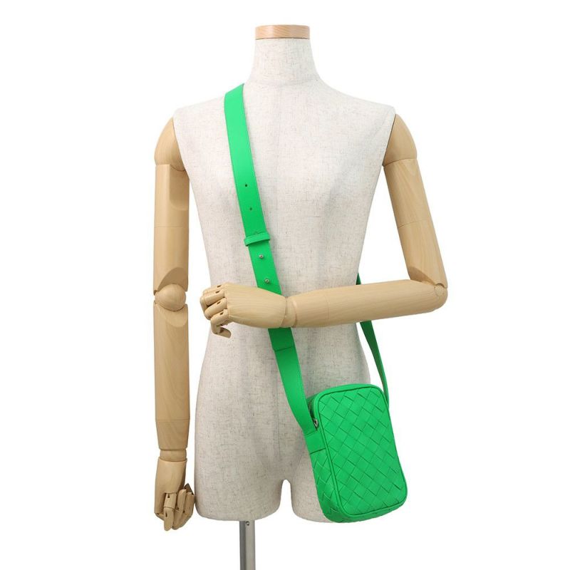 ボッテガヴェネタ ショルダーバッグ イントレチャート フォンポーチ 729296 BOTTEGA VENETA