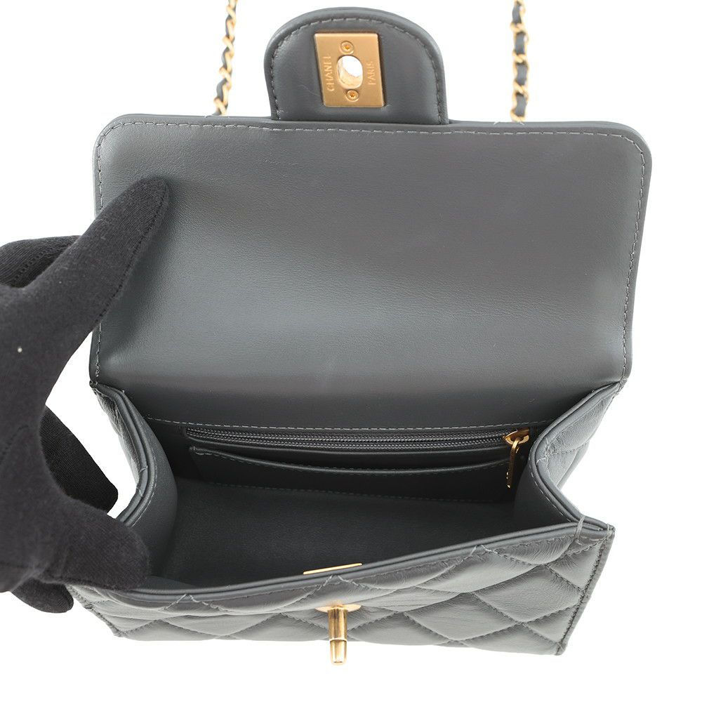 シャネル チェーンショルダーバッグ マトラッセ ココマーク トップハンドル ラムスキン AS4956 CHANEL