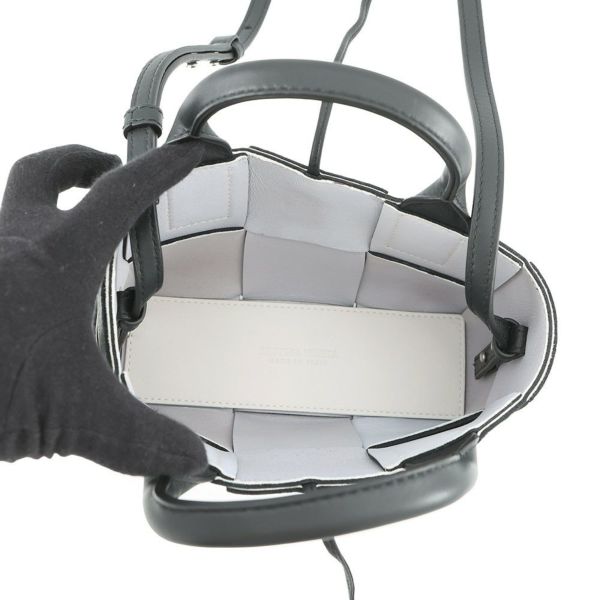 ボッテガヴェネタ ハンドバッグ ミニ マキシイントレチャート キャンディ アルコトート ラムレザーBOTTEGA VENETA バッグ 黒