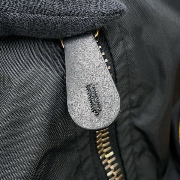 バレンシアガ ダウンジャケット ワッペン ラージフィット ボンバージャケット サイズ46 839101 アウター 黒 ユニセックス