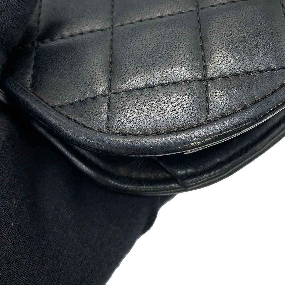 シャネル チェーンショルダーバッグ マトラッセ ココマーク パリ限定 扇形 フラップ CHANEL 黒
