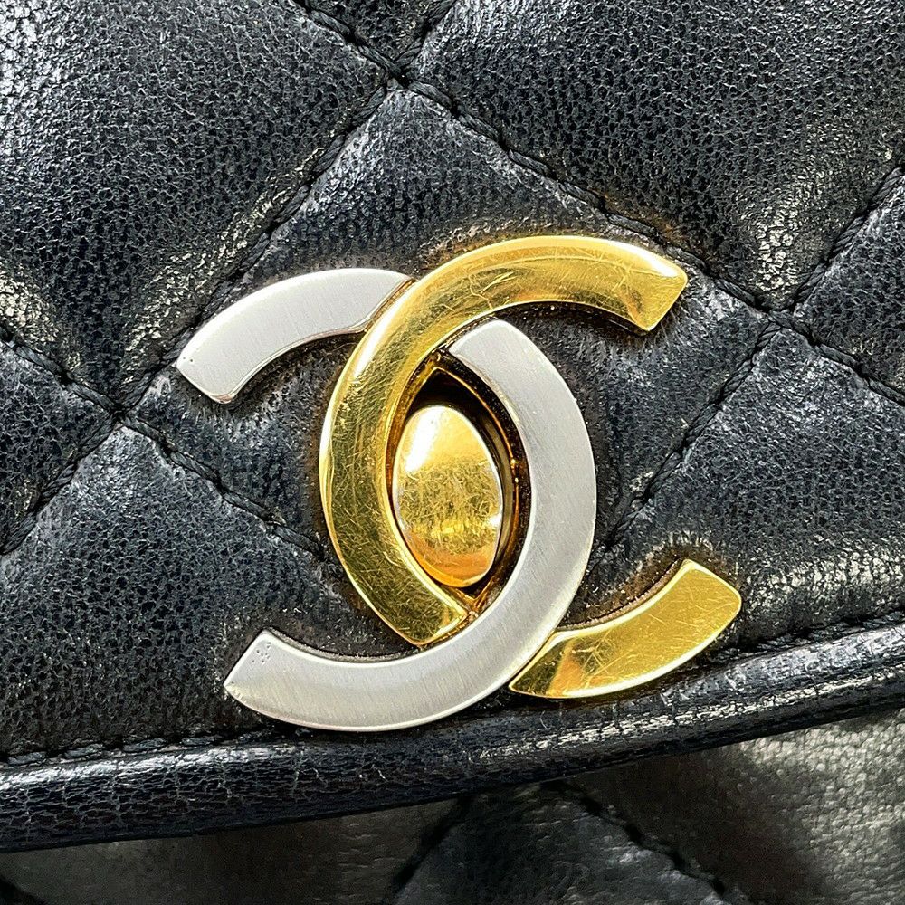シャネル チェーンショルダーバッグ マトラッセ ココマーク パリ限定 扇形 フラップ CHANEL 黒