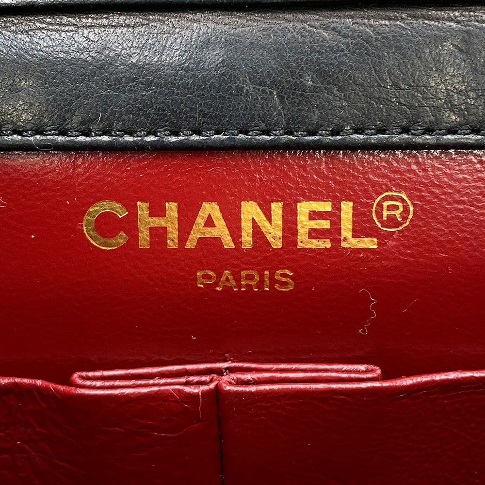 シャネル チェーンショルダーバッグ マトラッセ ココマーク パリ限定 扇形 フラップ CHANEL 黒