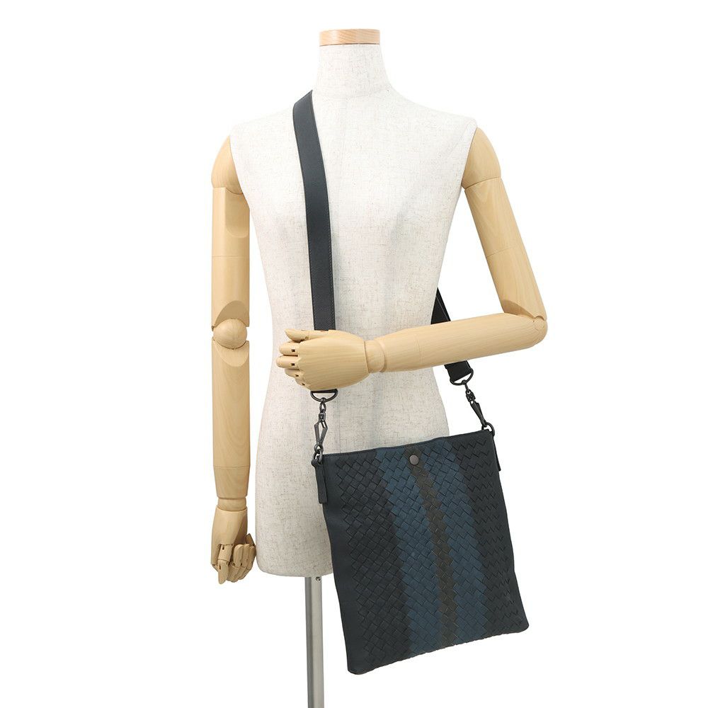 ボッテガヴェネタ ショルダーバッグ イントレチャート クラブ フュメ メッセンジャーバッグ 387302 BOTTEGA VENETA 黒