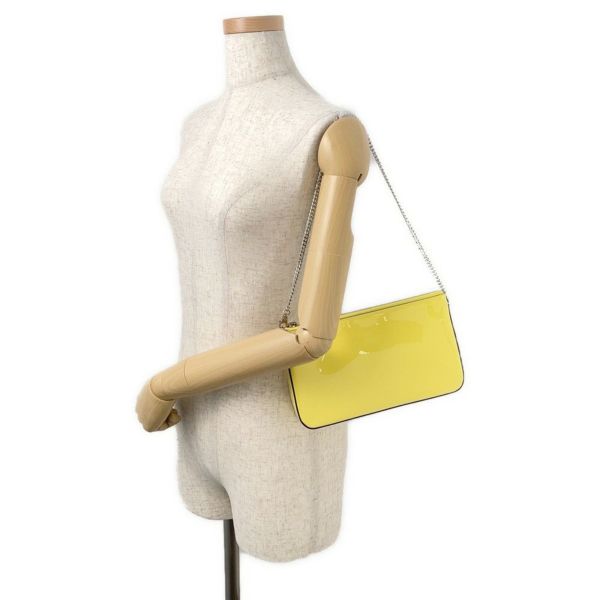 クリスチャン・ルブタン チェーンショルダーバッグ ルビラ パテント 3225249 Christian Louboutin