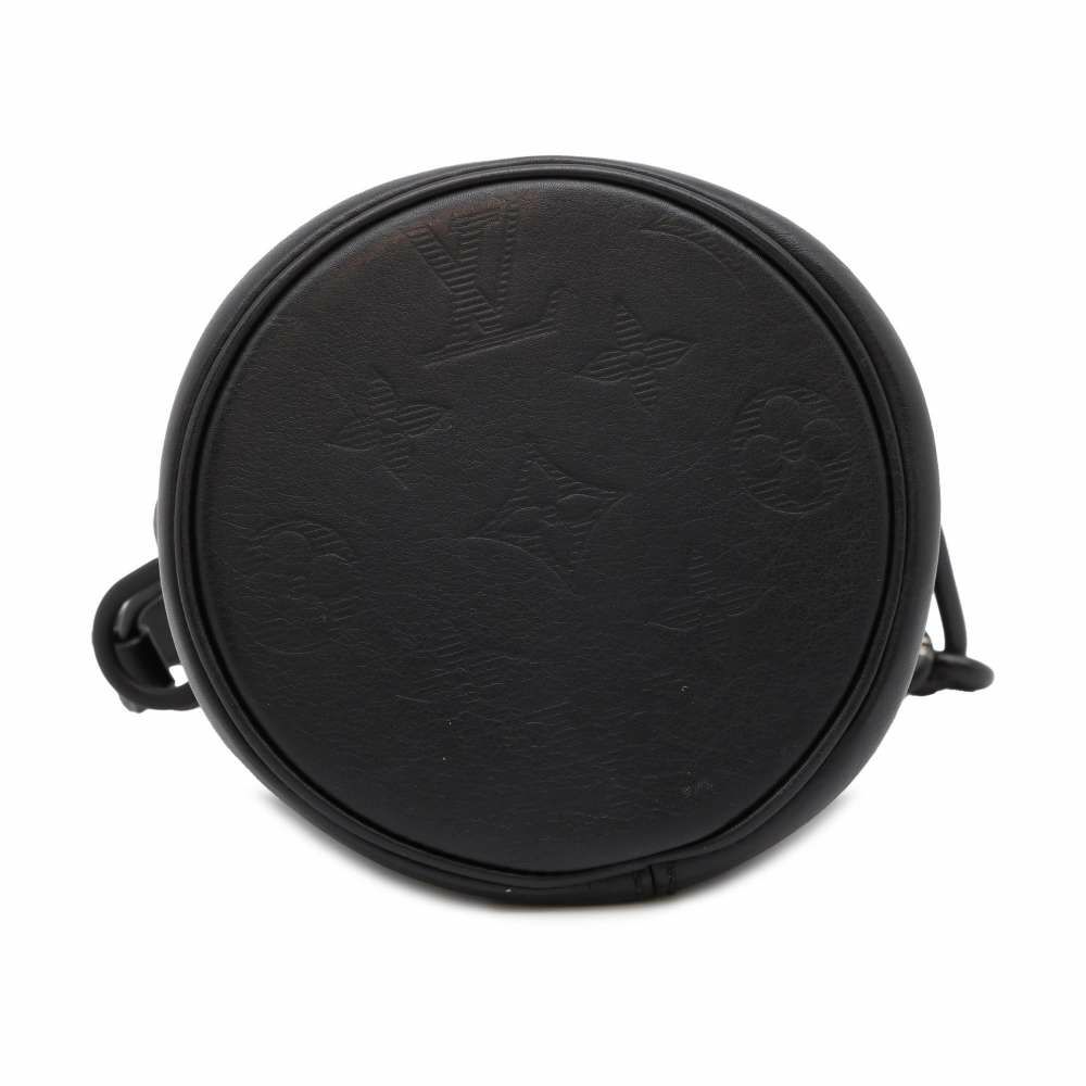 ルイヴィトン ショルダーバッグ モノグラム シャドウ チョーク・ナノバッグ M44628 LOUIS VUITTON ヴィトン バッグ 黒