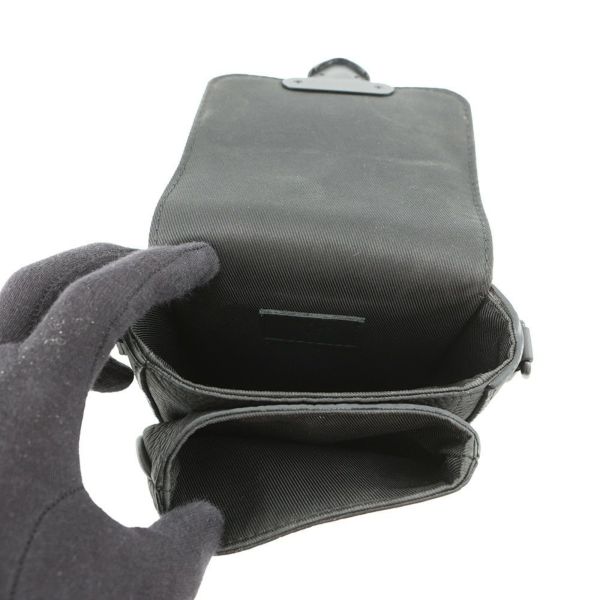 ルイヴィトン ショルダーバッグ モノグラム・トリヨン Sロック ヴェルティカル・ウエアラブル ウォレット M81524 ヴィトン 黒 ブラック