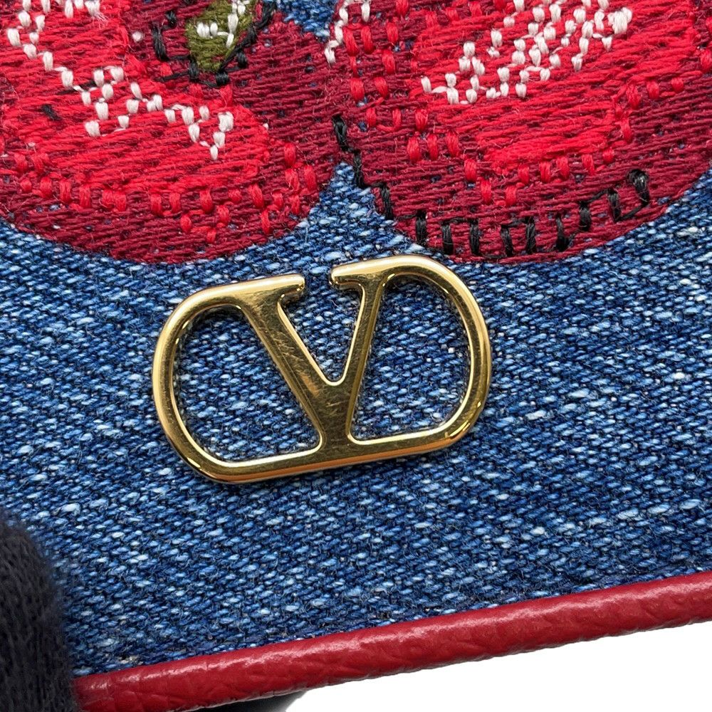 ヴァレンティノ・ガラヴァーニ 二つ折り財布 Vロゴ チェリー デニム コンパクトウォレット  7W2P0AJ3BRJ VALENTINO 財布